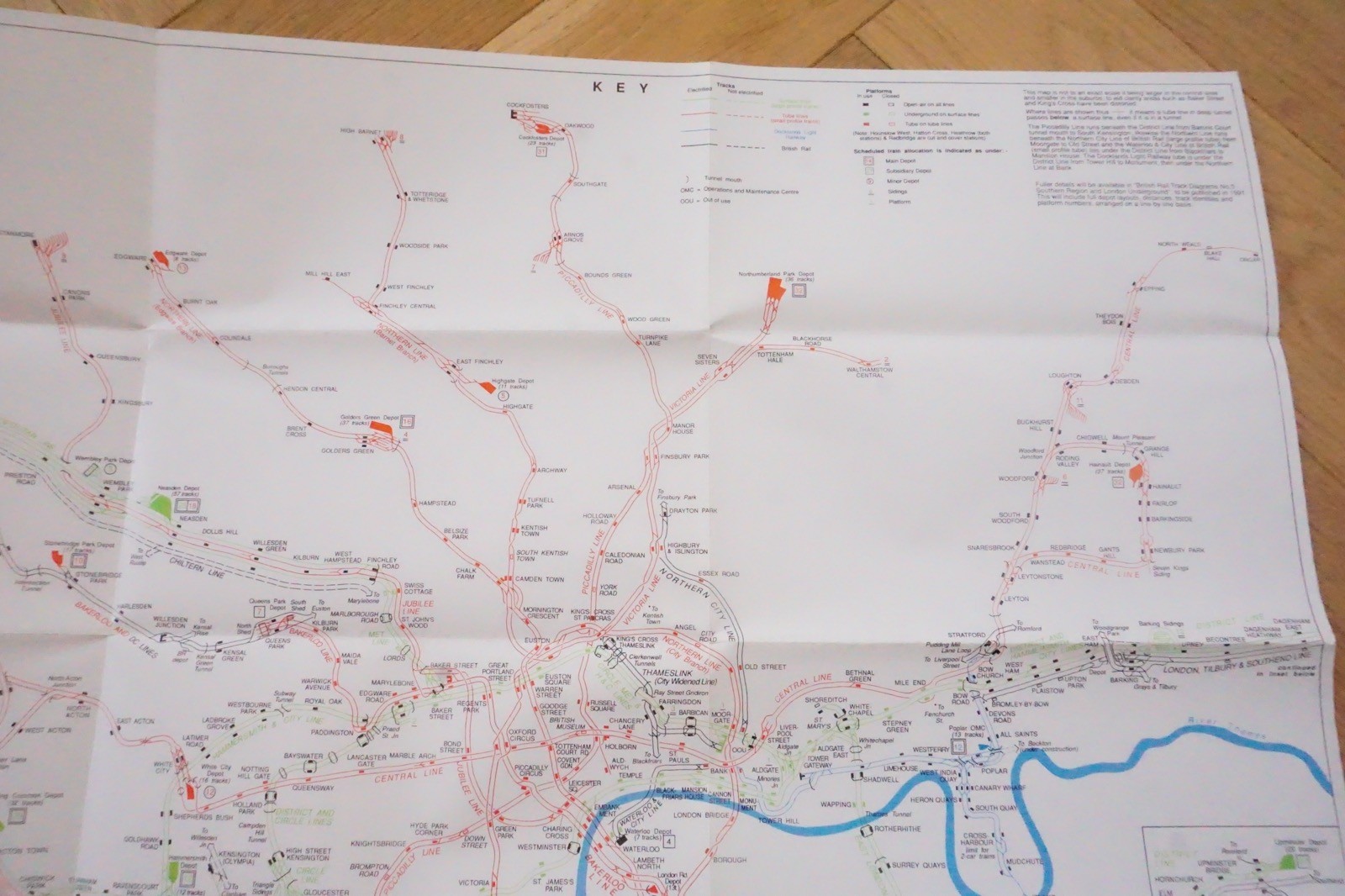 1991 London Transport Railway Track Map Underground Docklands Light Railway VGC