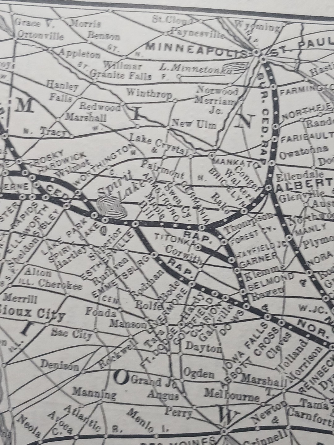 1901 RAILROAD MAP Burlington Cedar Rapids & Northern Railway all Train Routes
