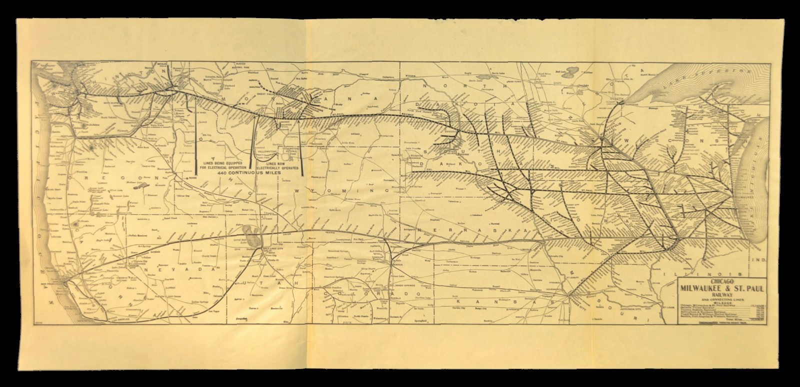 ca1921 CHICAGO MILWAUKEE ST PAUL Railroad Map LARGE Original Antique Vintage
