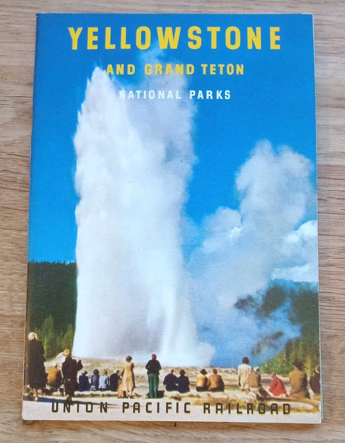 Yellowstone & Grand Teton Union Pacific Railroad Brochure 1954 Map price list