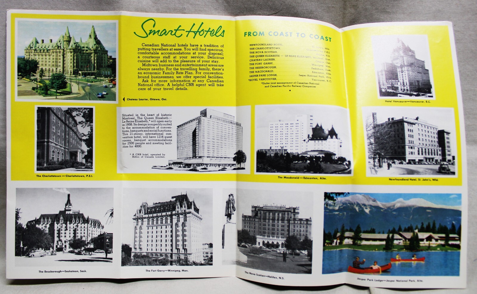 CN CANADIAN NATIONAL RAILWAYS MAP OF CANADA & USA SOUVENIR BROCHURE GUIDE 1958