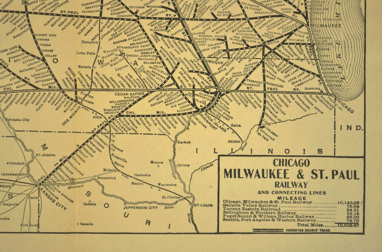 ca1921 CHICAGO MILWAUKEE ST PAUL Railroad Map LARGE Original Antique Vintage