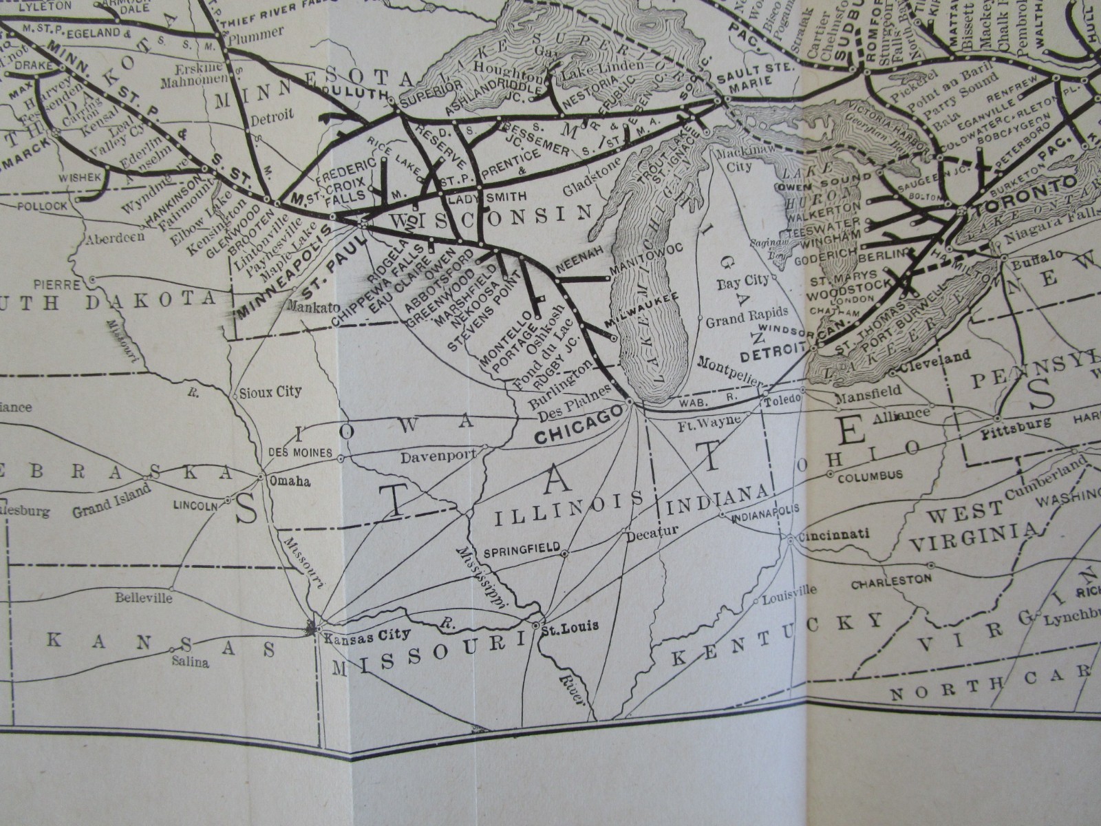 CP CANADIAN PACIFIC RAILWAY SYSTEM Map from 1911 Poor’s Manual.