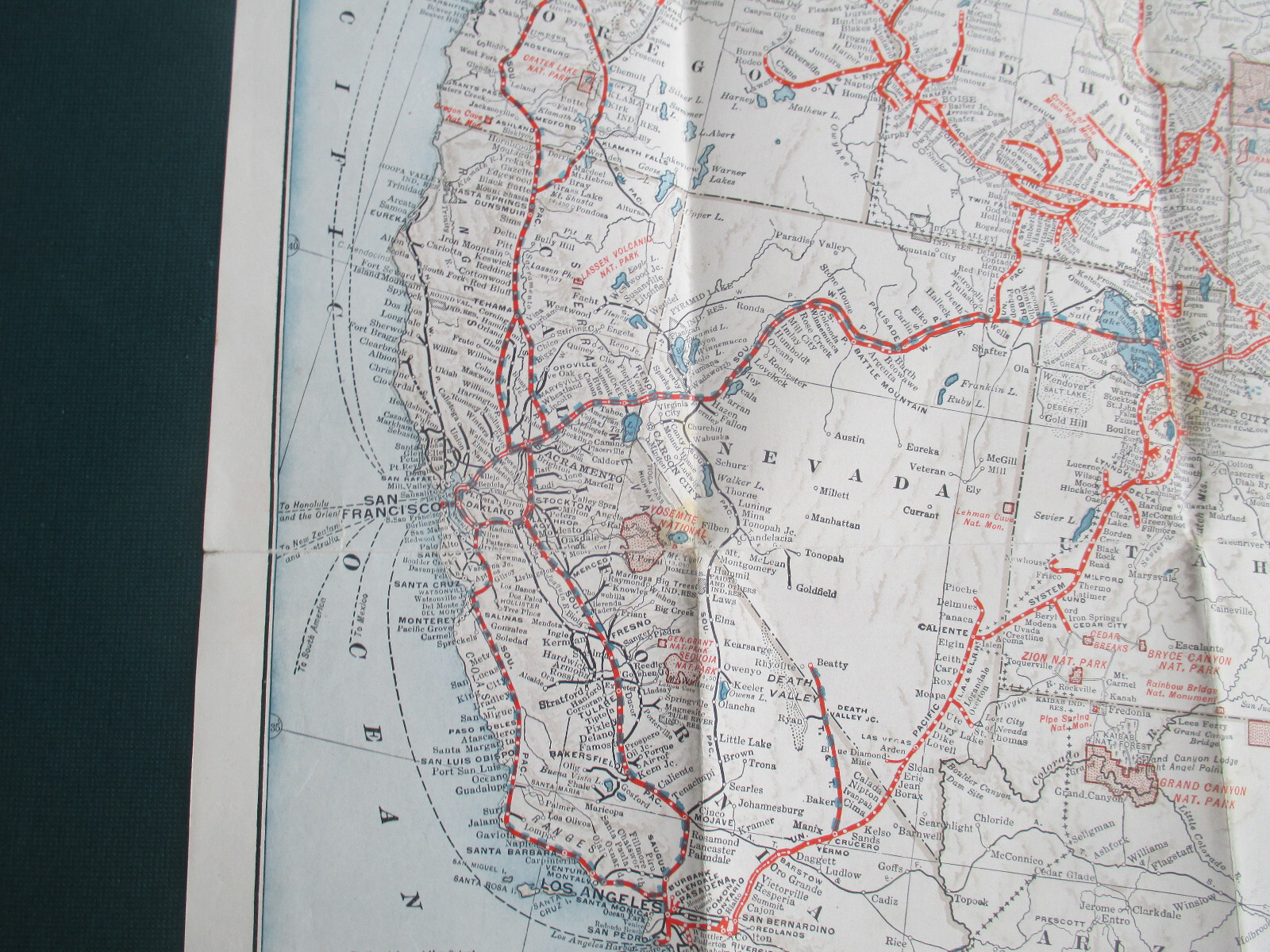Large 1930 Union Pacific Railroad Route Map of the Union States w/ Photos