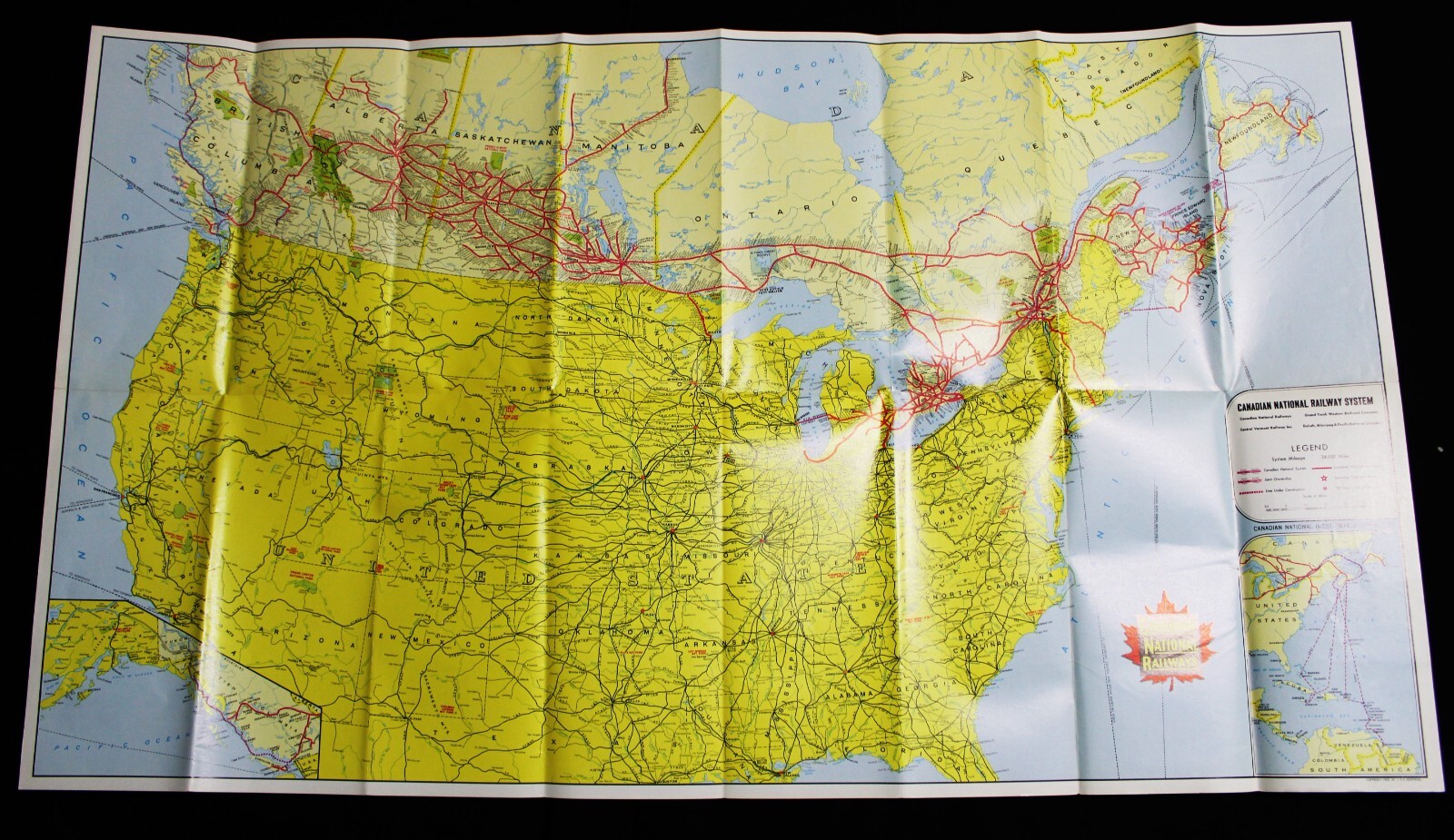 CN CANADIAN NATIONAL RAILWAYS MAP OF CANADA & USA SOUVENIR BROCHURE GUIDE 1958