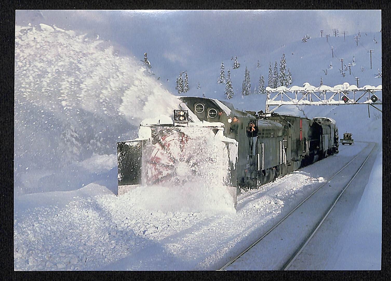 Sothern Pacific Salutes Railfair Sacramento 1981 5″ x 7″ Oversize Postcard VGC