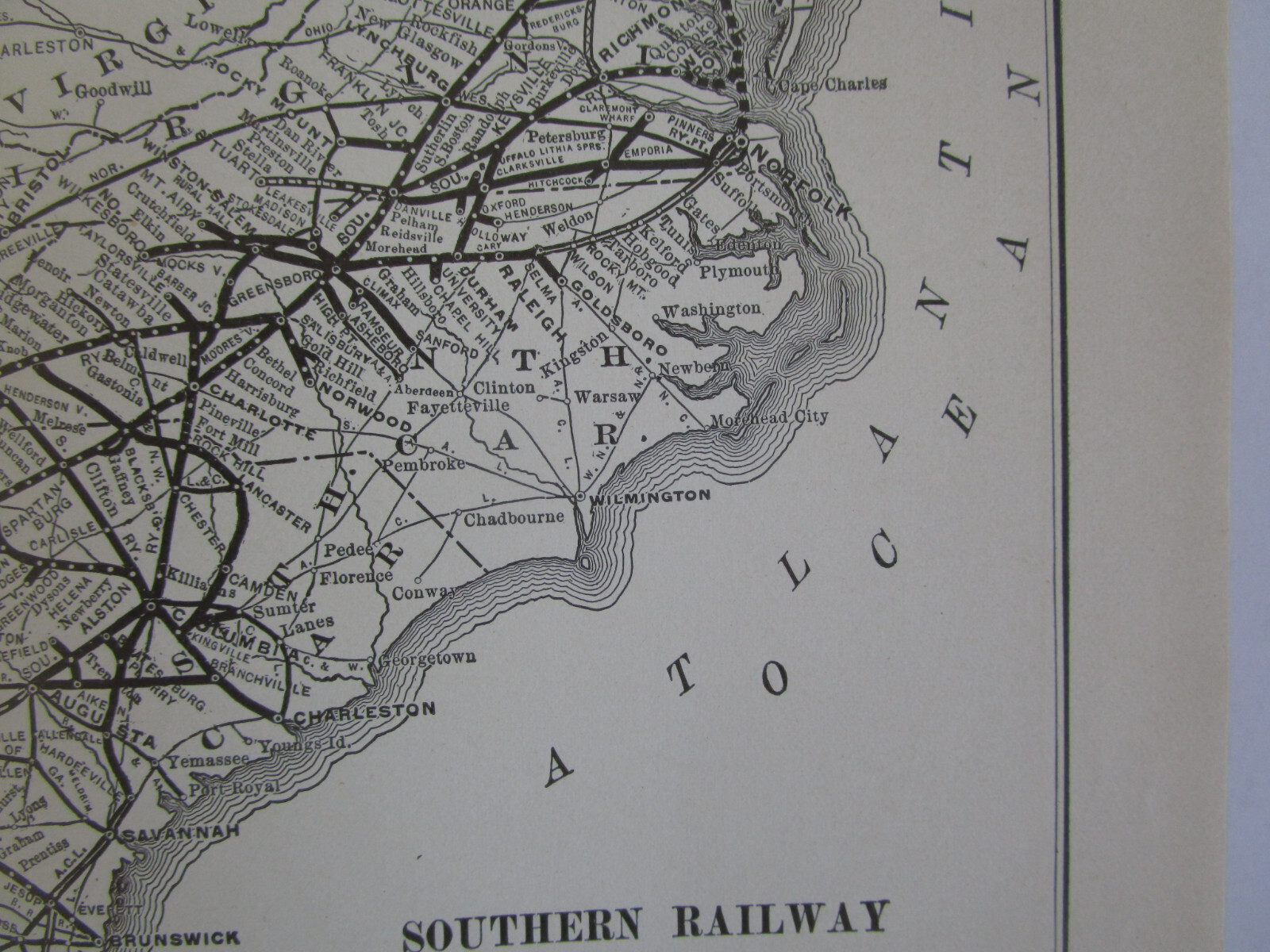 SOU DATED 1904 SOUTHERN RAILWAY SYSTEM Map from 1904 Poor’s Railroad Manual.