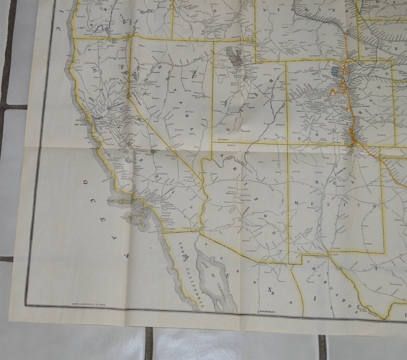 1917 CB&Q Great Northern Northern Pacific Colorado Southern System map 33″ x 20″