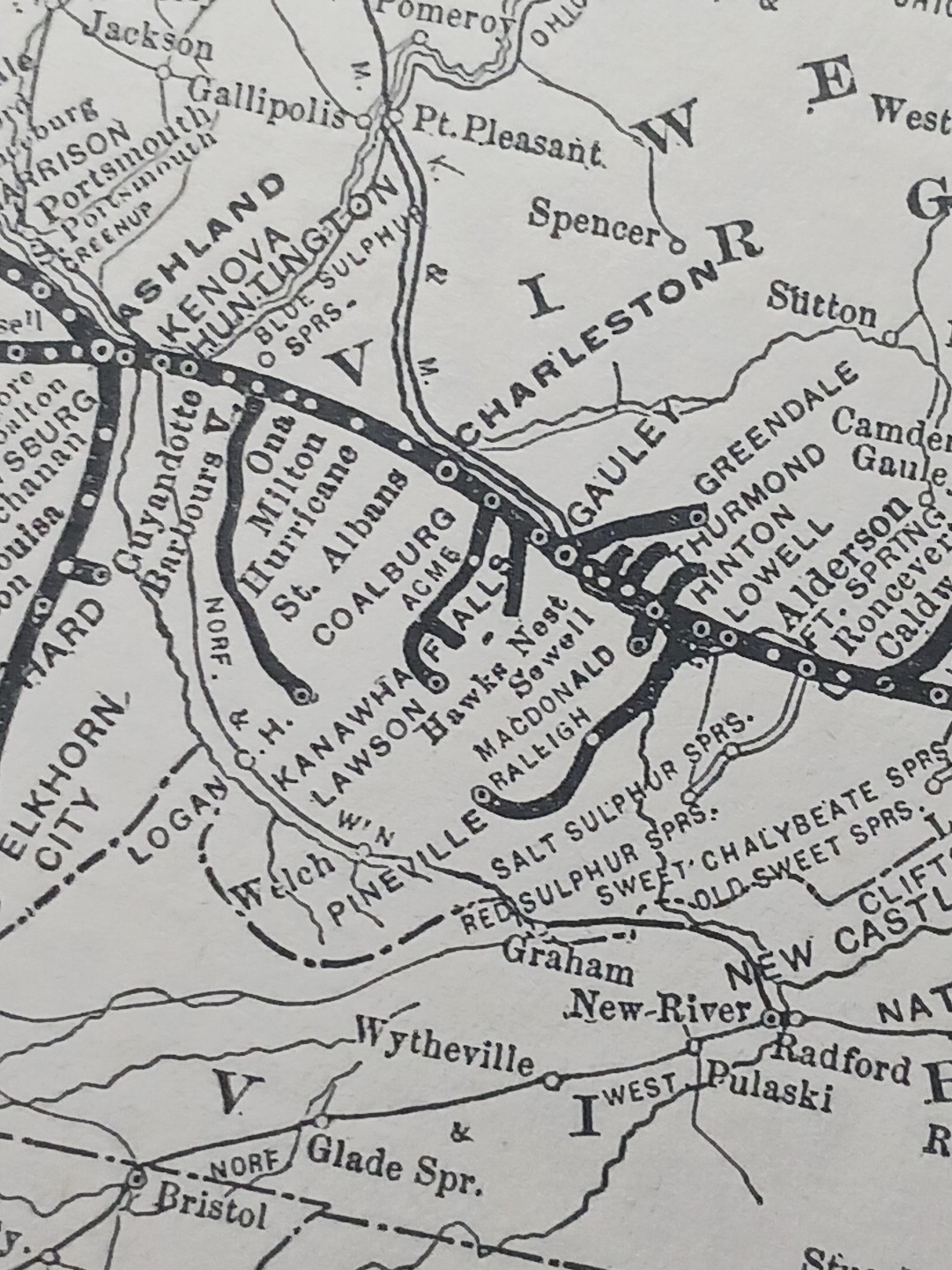 ~1904 Vintage Railroad Map CHESAPEAKE & OHIO RAILWAY all Train Routes & Stations