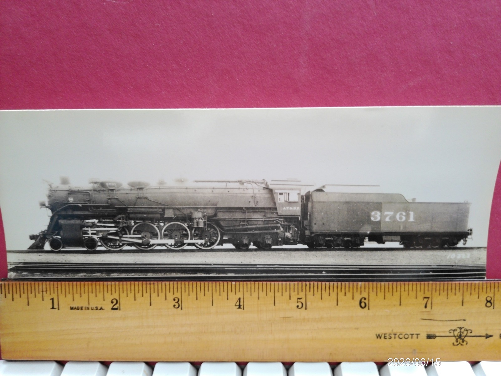 AT&SF RAILROAD ORIG BLUEPRINT DATA DIAGRAM BUILDER PHOTO 4-8-4 LOCOMOTIVE #3700