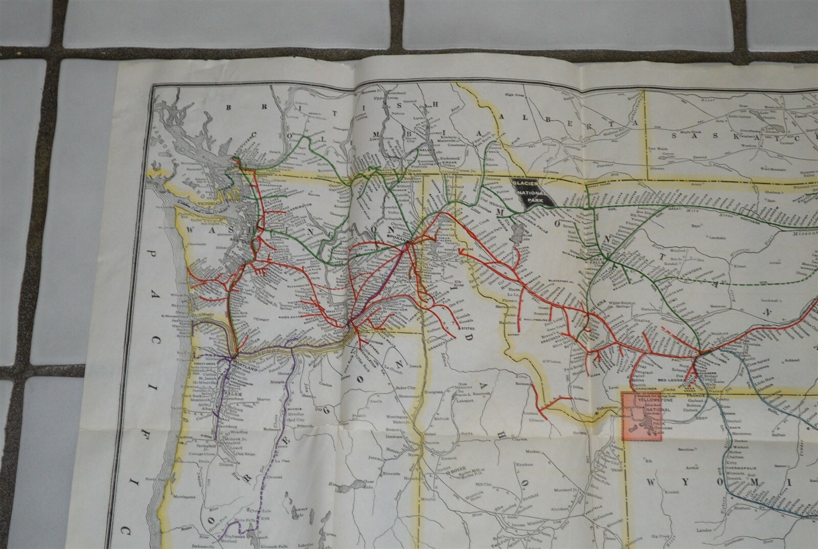 1917 CB&Q Great Northern Northern Pacific Colorado Southern System map 33″ x 20″