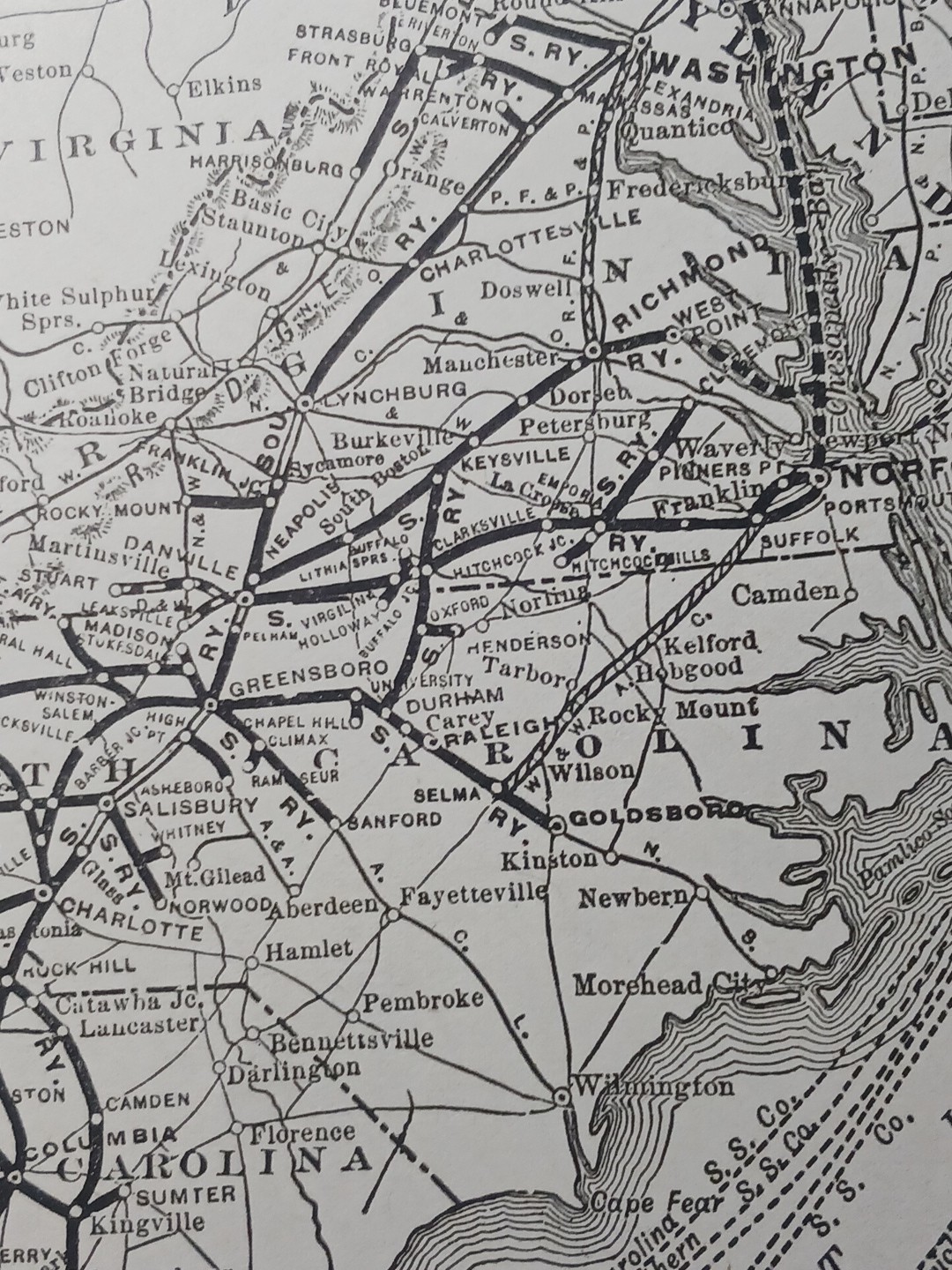~1910 railroad Map SOUTHERN RAILWAY and Connections ALL Train routes 9×11″