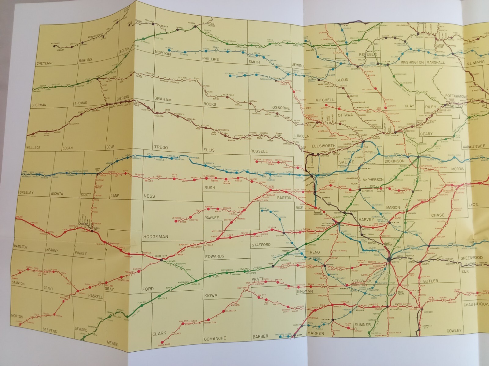 VINTAGE 1982 KANSAS STATE OFFICIAL RAILROAD MAP