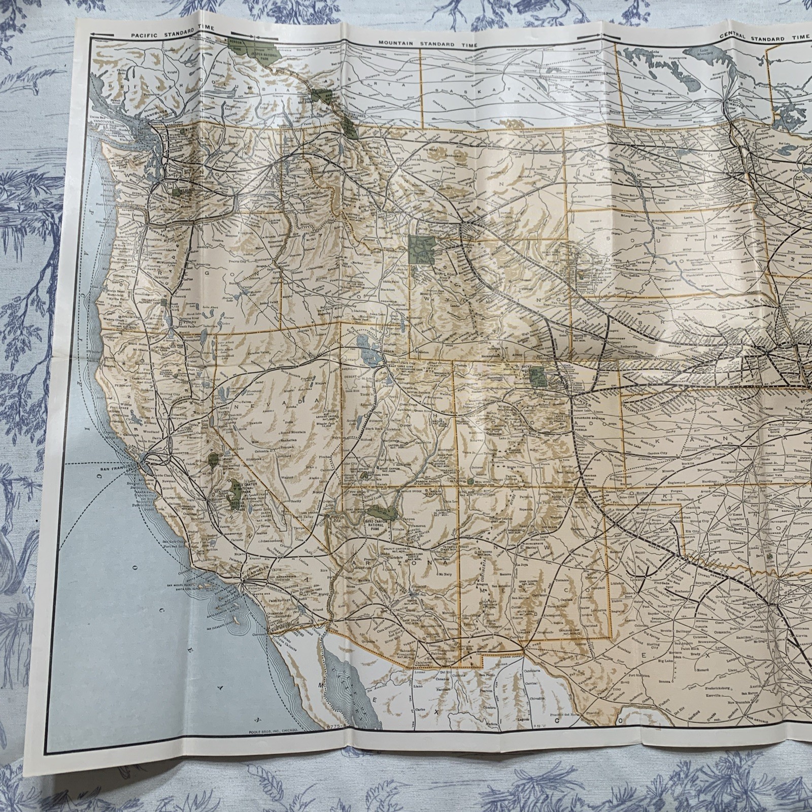 1938 United States Railroad Map Guide Burlington Route Vintage 36×19” USA Large