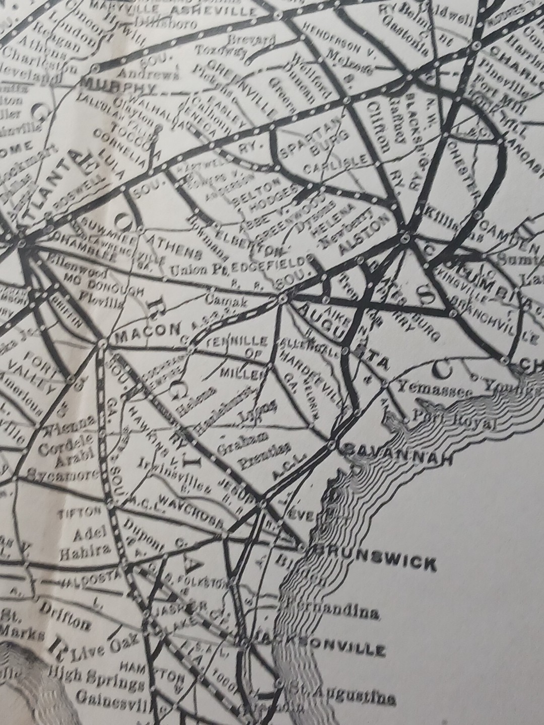 ~1904 dated Train Map SOUTHERN RAILWAY SYSTEM all Railroad Routes Stations 9×11″