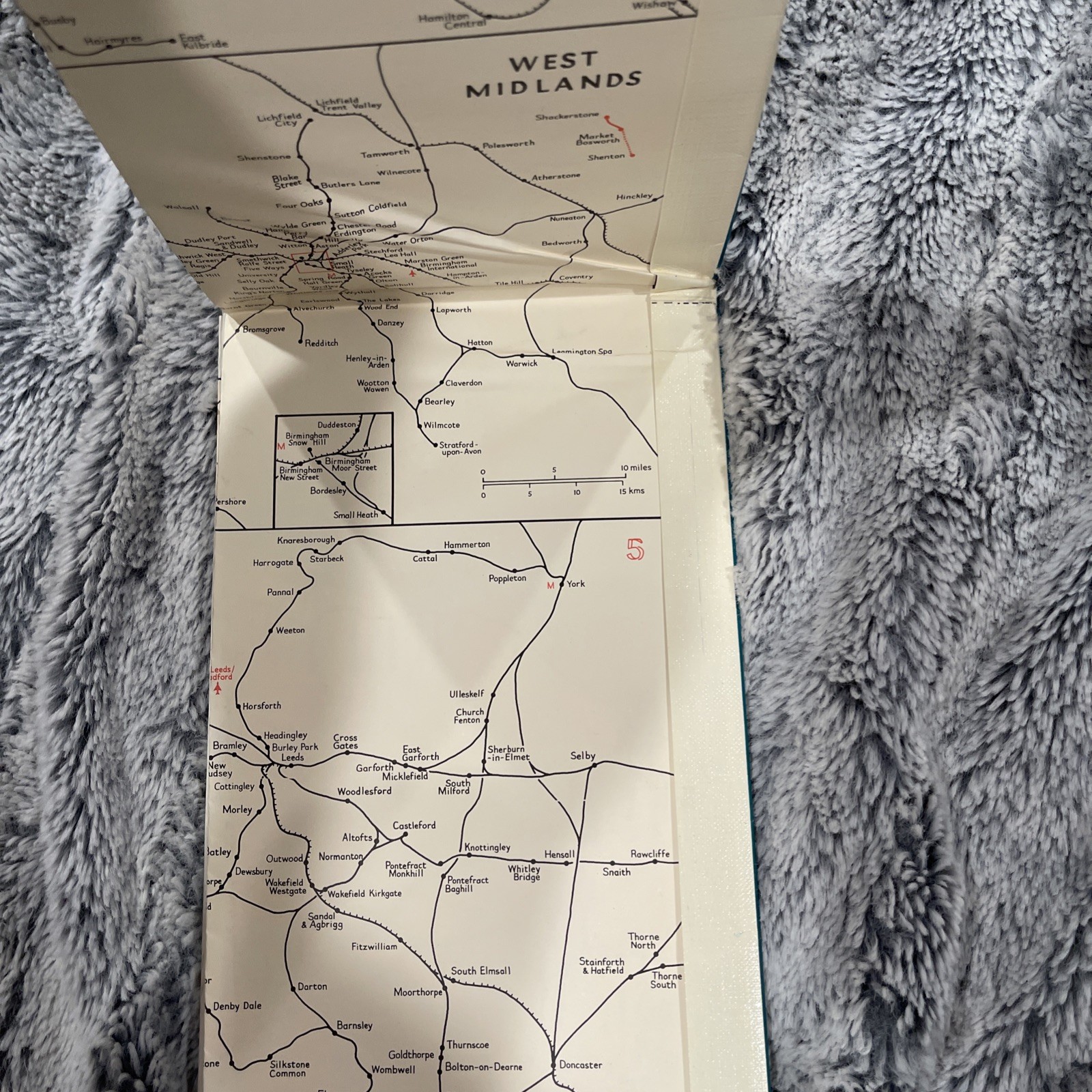 Thomas Cook Cooks Rail Railway Map of Britain And Ireland 1st Edition. 1988-1989