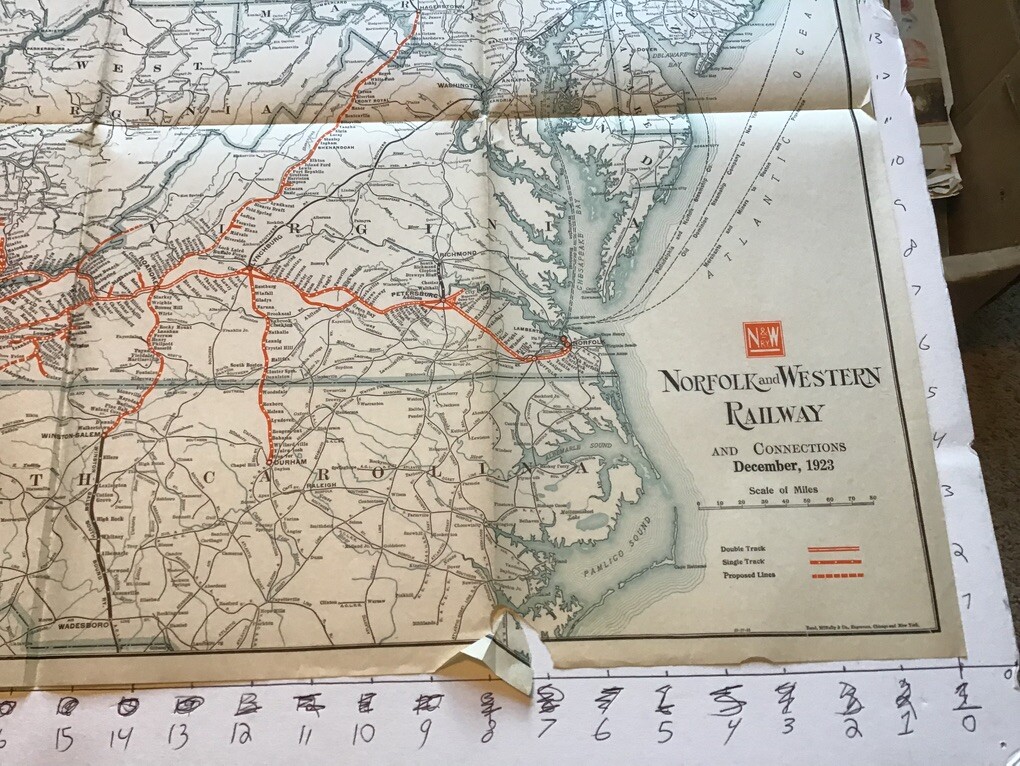 vintage railroad map: 22×32″ NORFOLK & WESTERN Railway 1923