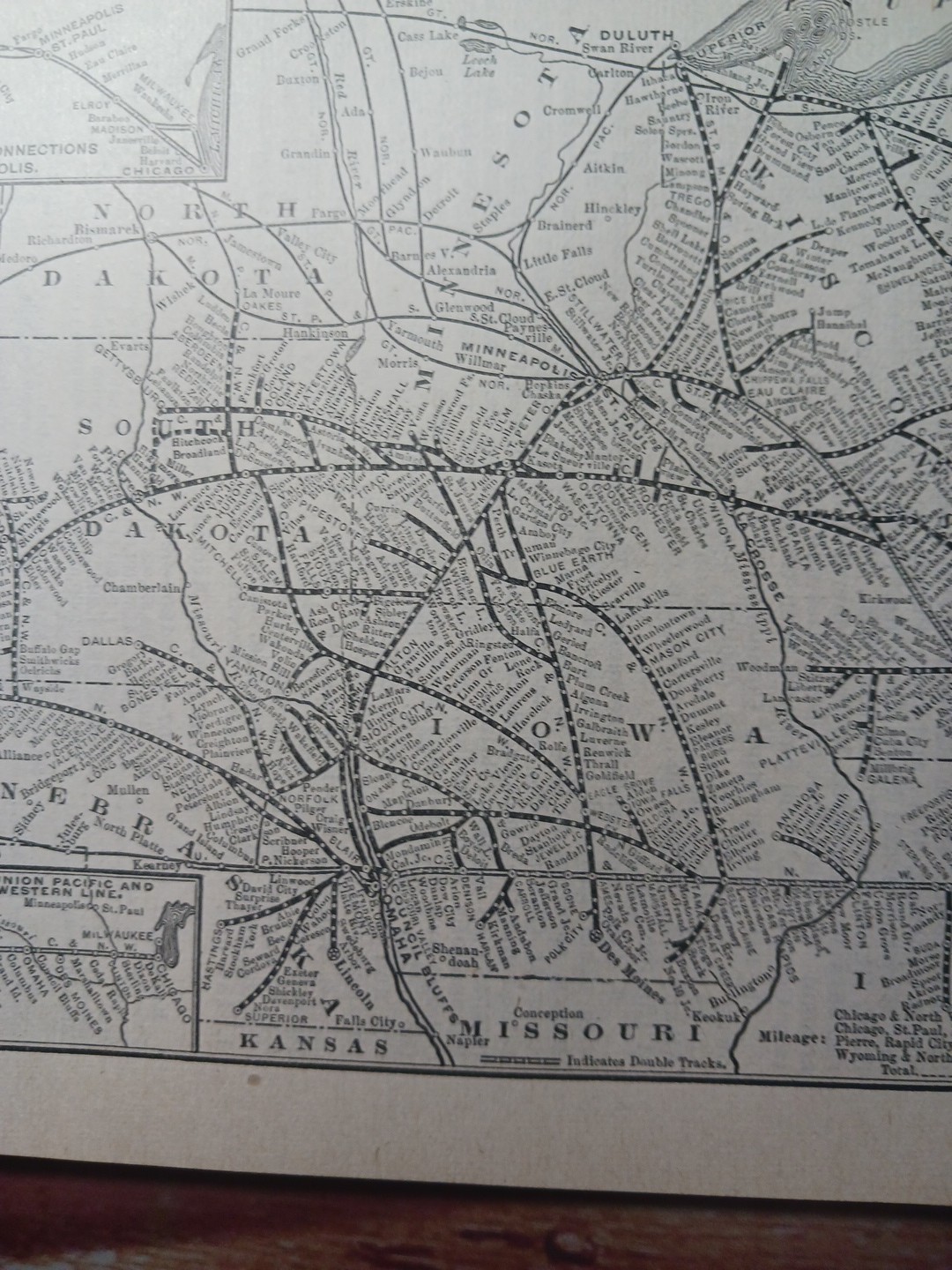 ~1910 Train Route Map + Report CHICAGO & NORTH WESTERN RAILWAY 8 Pages Railroad