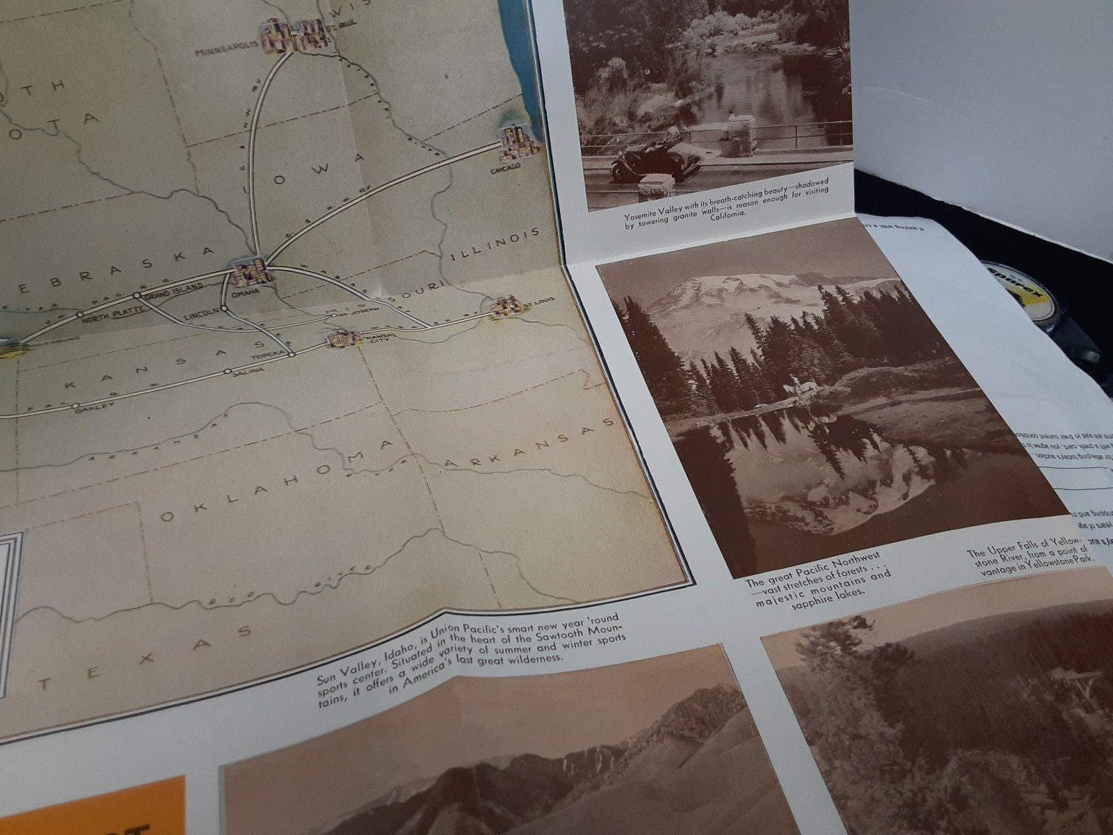 Western Wonderlands Union Pacific Railroad & Glenwood Springs Co Fold Out Broch