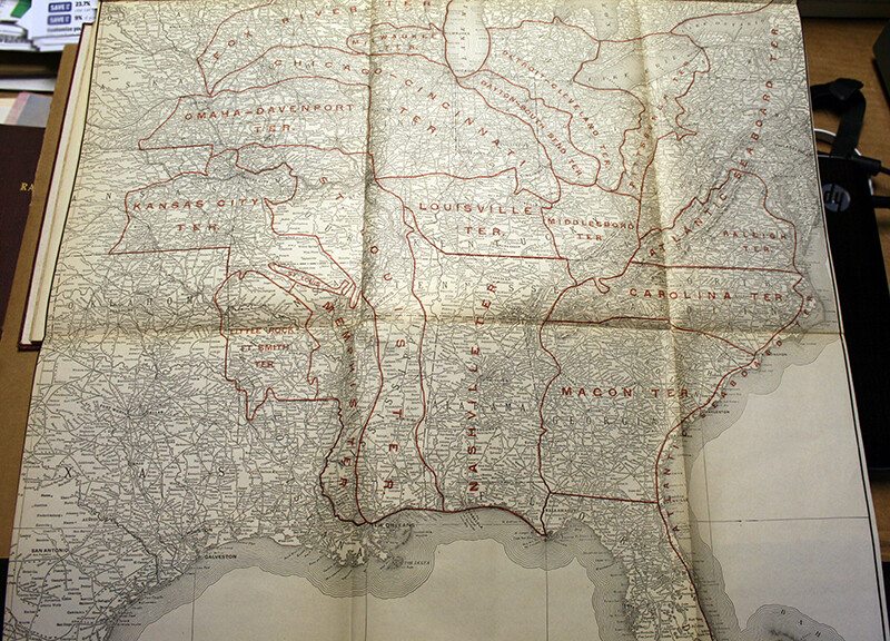 1921 ATLAS OF RAILWAY TRAFFIC MAPS by CHARLES WYMOND – LASALLE EXTENSION UNIV.