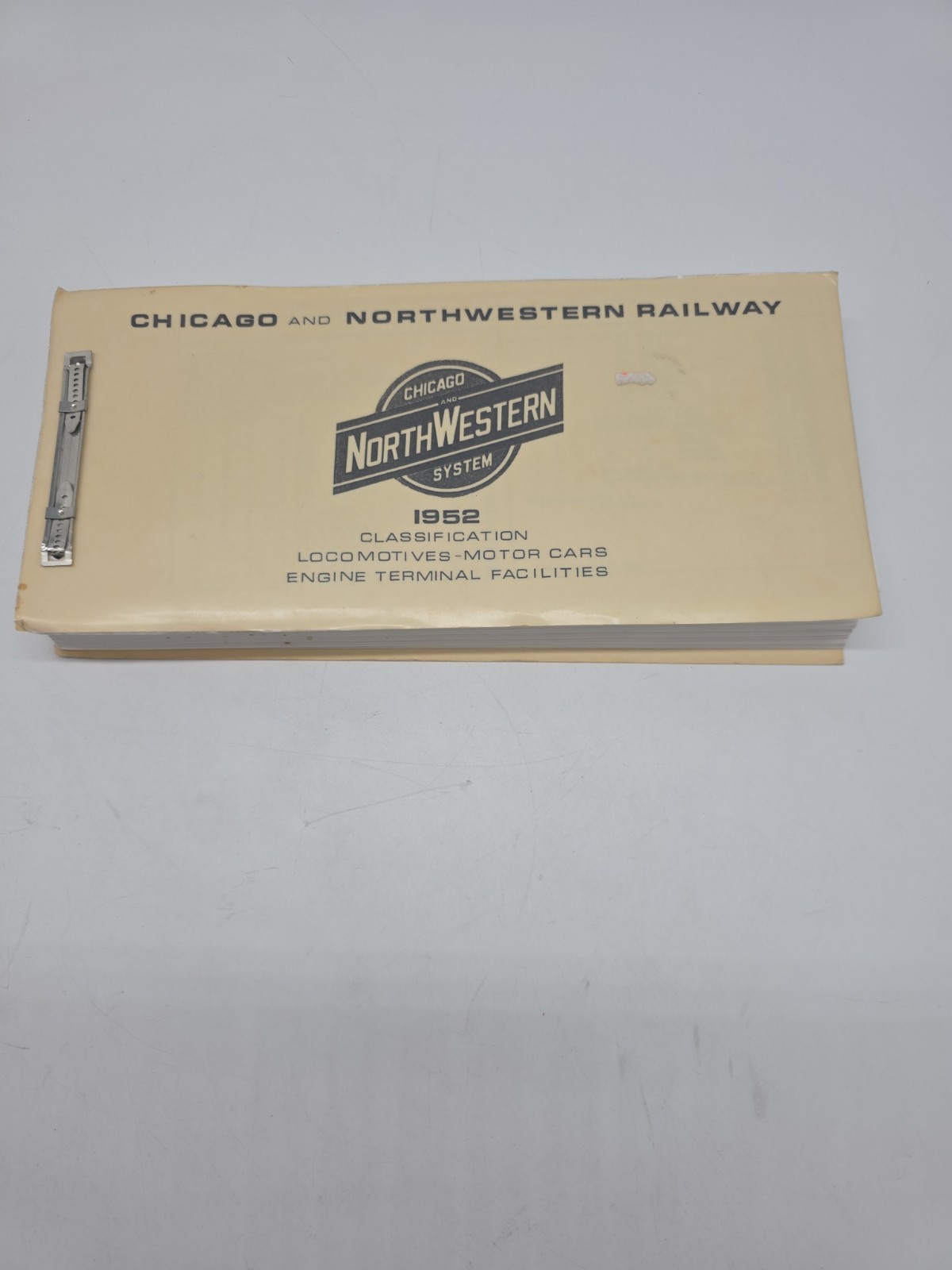 CHICAGO NORTH WESTERN RAILROAD LOCOMOTIVE BOOKLET PRINT DATA BLUEPRINT 1952