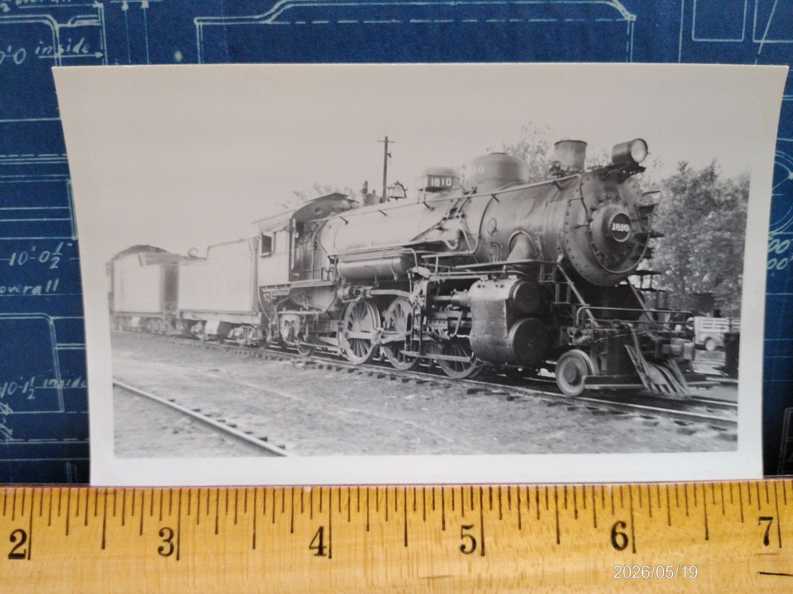 AT&SF RAILROAD ORIGINAL BLUEPRINT DATA DIAGRAM w 2 PHOTOS #1800 2-6-2 LOCOMOTIVE