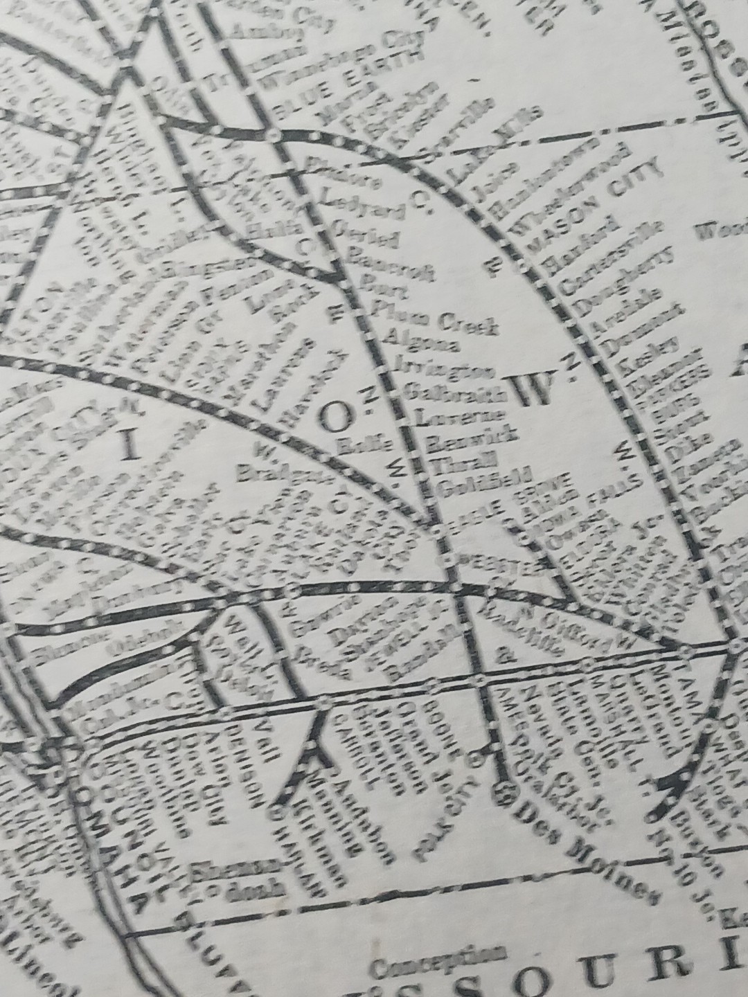 ~1910 Train Route Map + Report CHICAGO & NORTH WESTERN RAILWAY 8 Pages Railroad