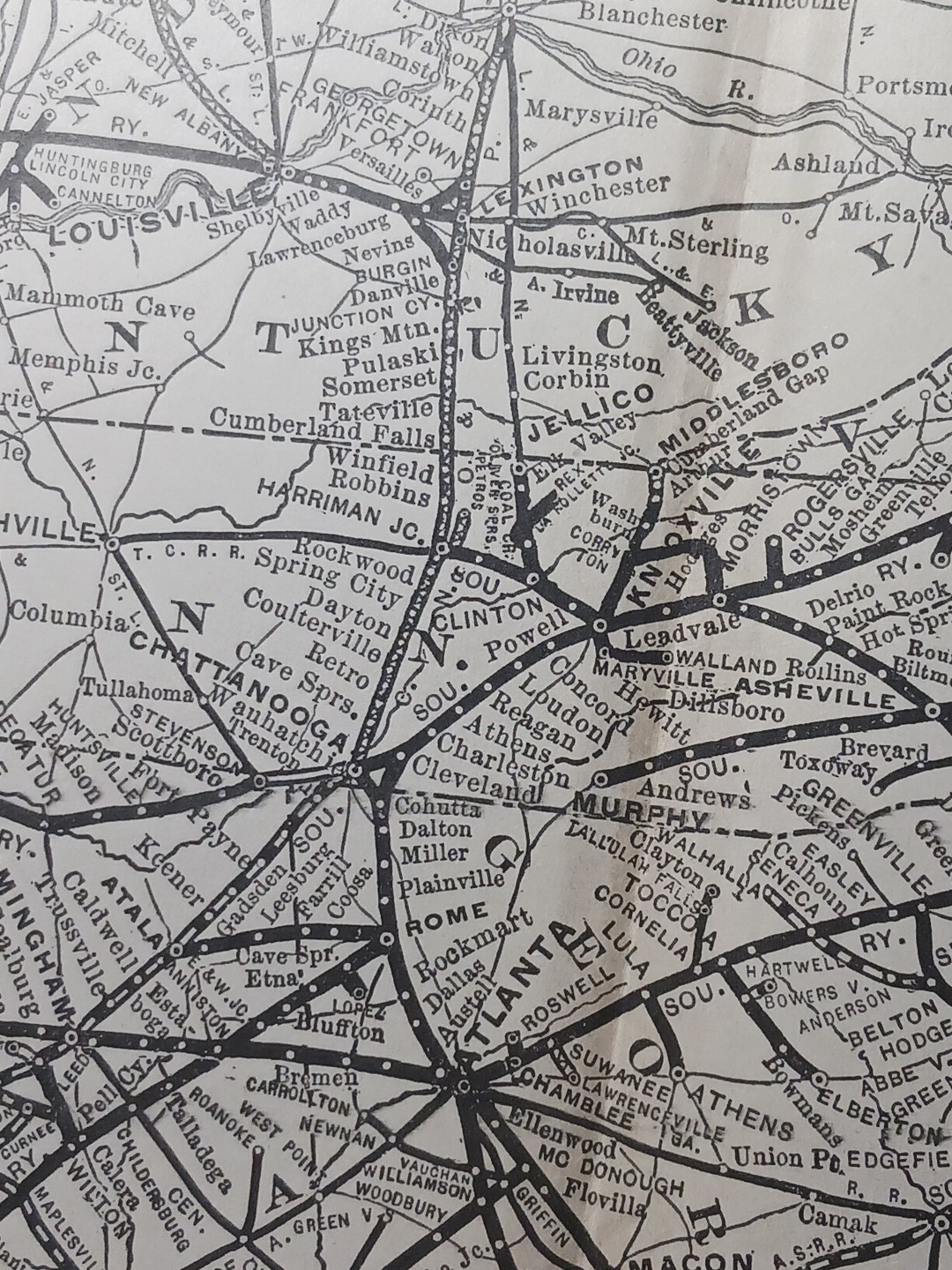 ~1904 dated Train Map SOUTHERN RAILWAY SYSTEM all Railroad Routes Stations 9×11″