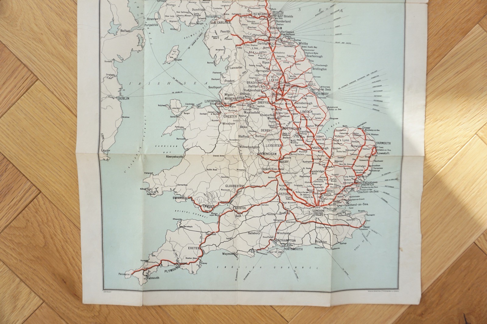 c1925 LNER London & Connecting Railways Map LNER Pocket Map