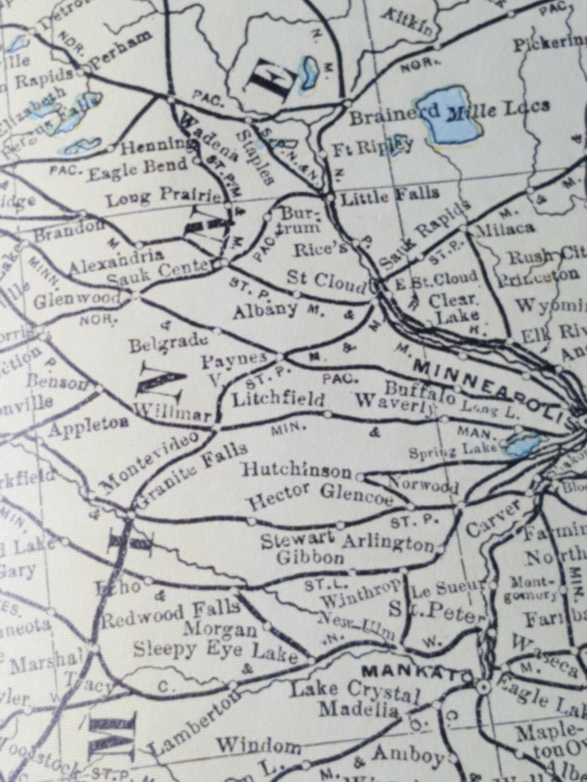Original 1896 railroad map NORTH SOUTH DAKOTA Minnesota all train routes 9″x11″