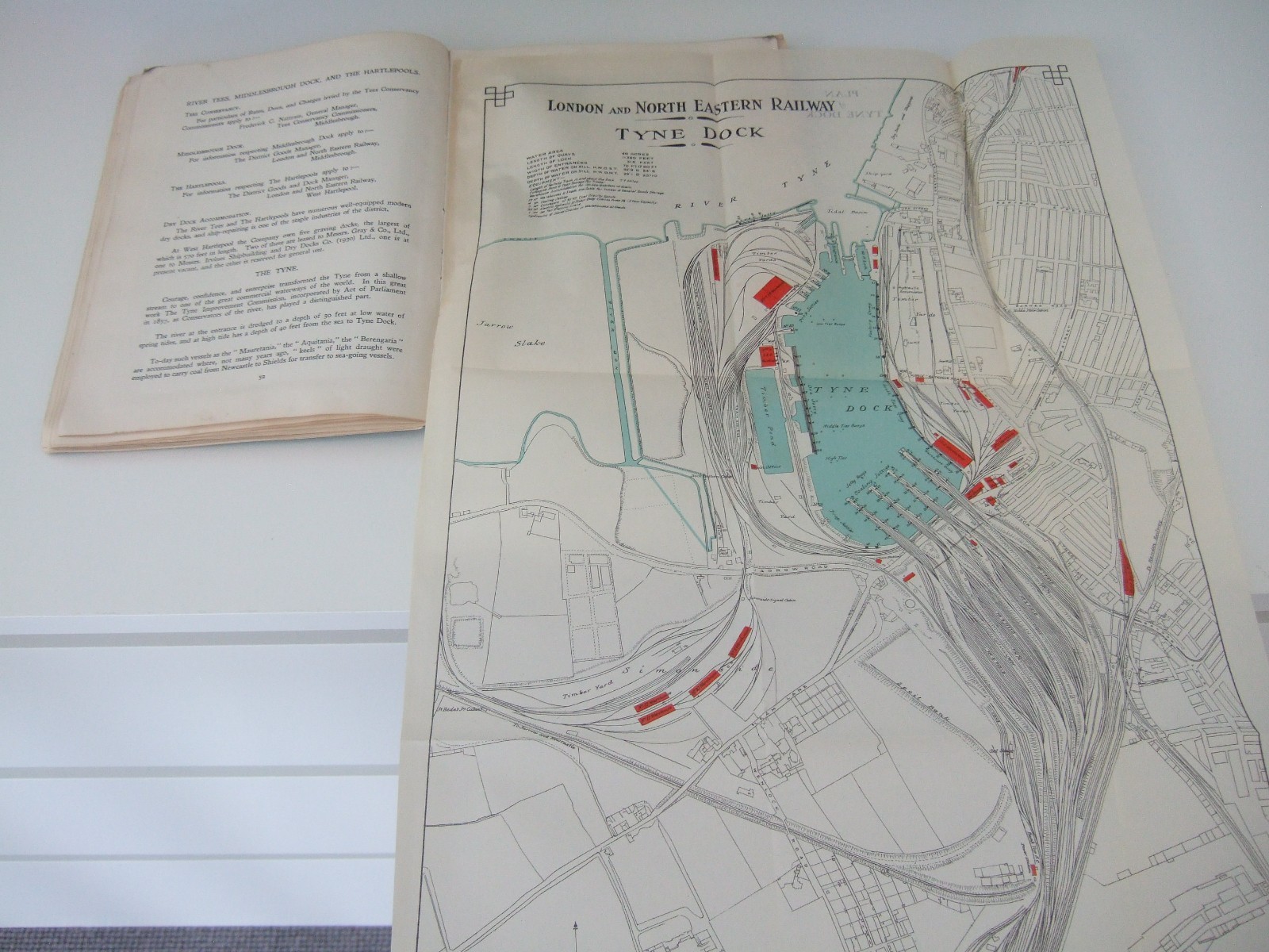 1932 Ports of the LNER Book. 9 Fold-Out Plans. Dock Information. Incomplete