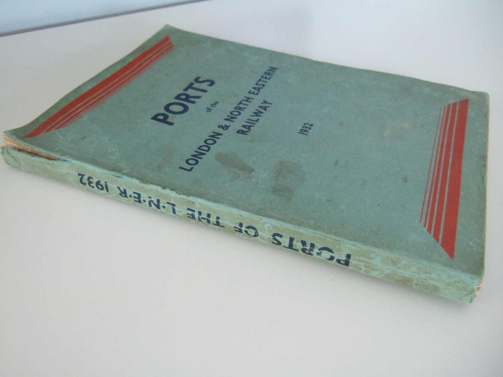 1932 Ports of the LNER Book. 9 Fold-Out Plans. Dock Information. Incomplete