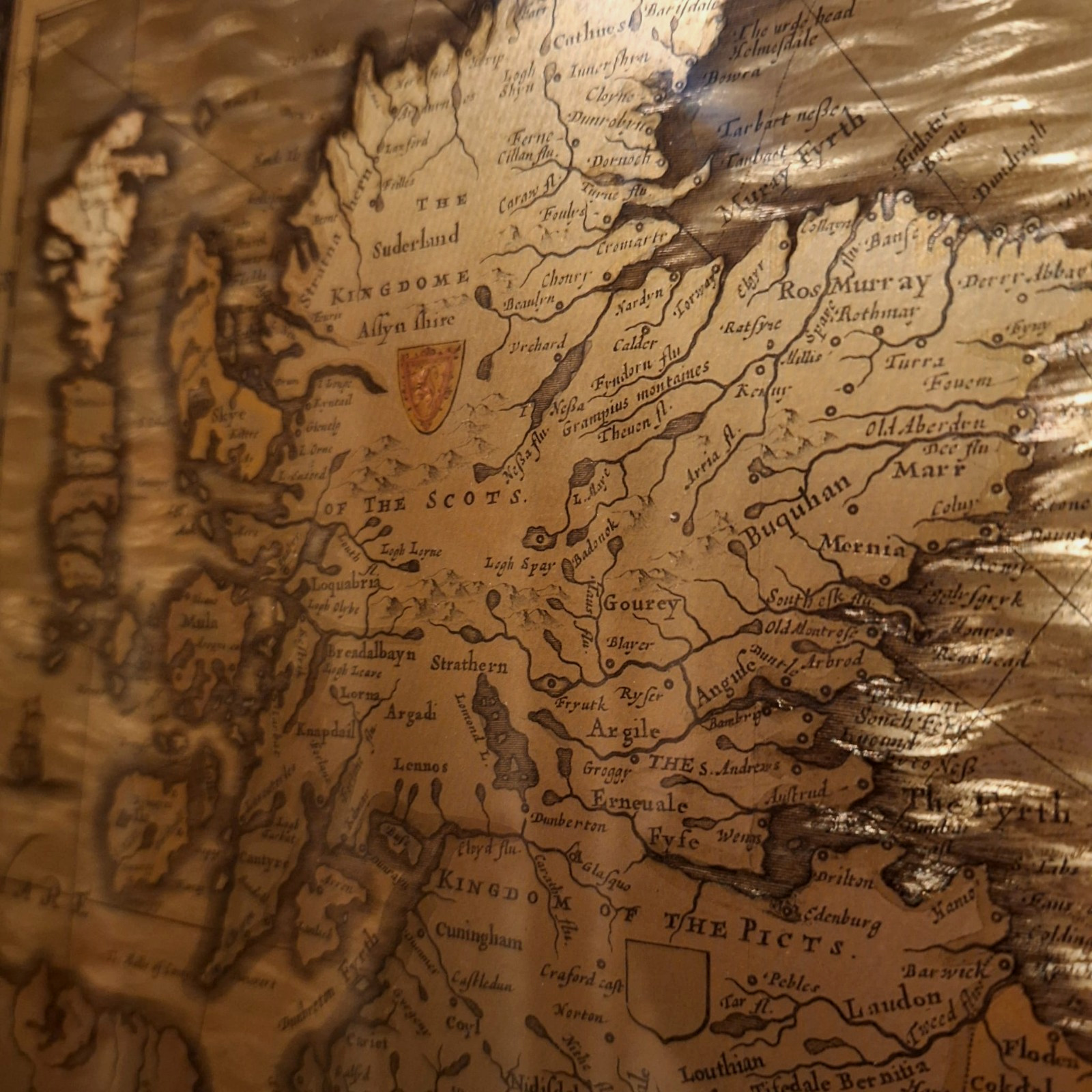 STUNNING VINTAGE GOLD FOIL MAP OF THE BRITISH ISLES 1646 BY JOANNES JANSSEN VGC