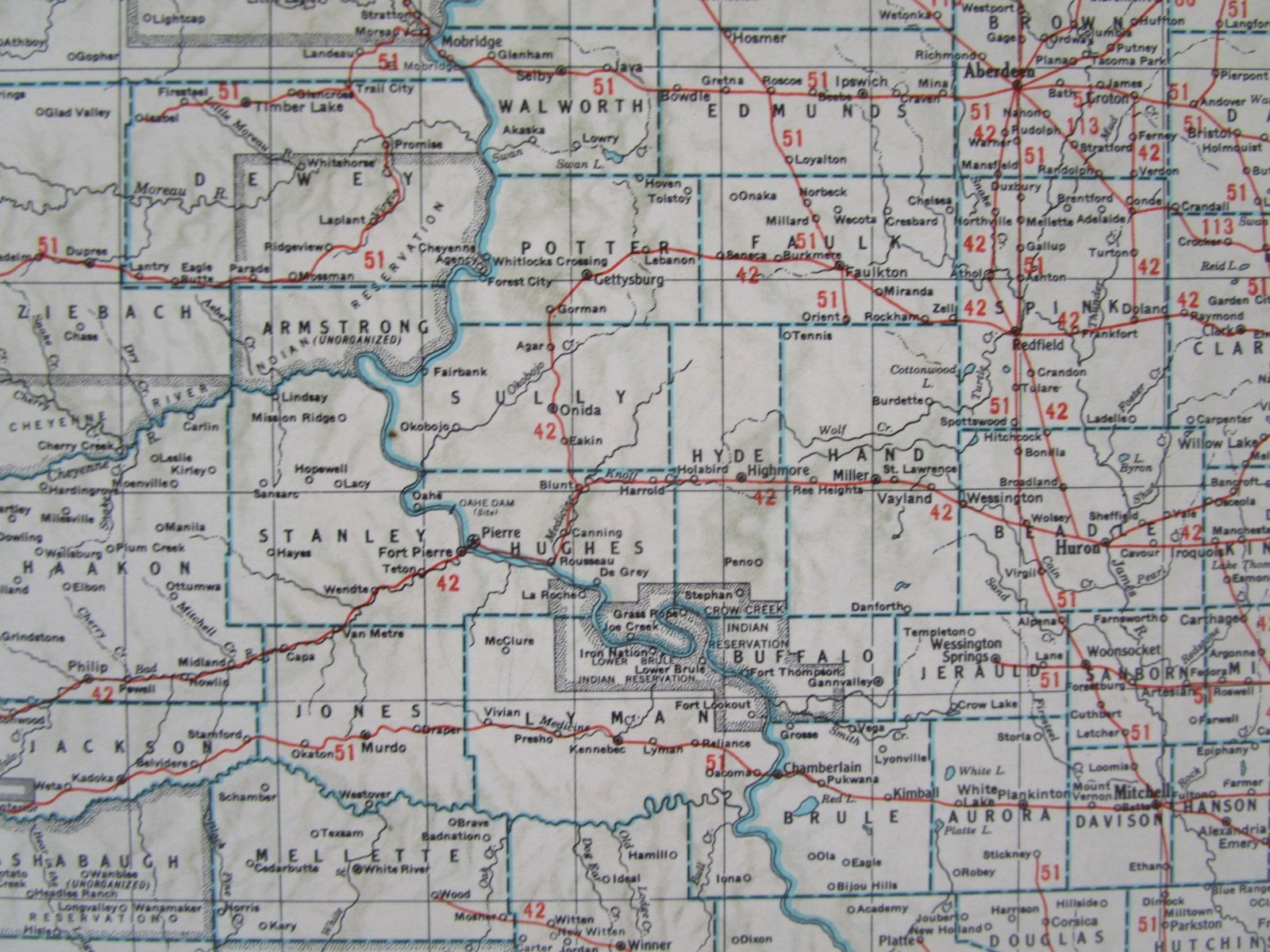 SD TN Vtg 1950 SOUTH DAKOTA RAILROAD Map. CB&Q, C&NW, SOO, GN, IC or TENNESSEE