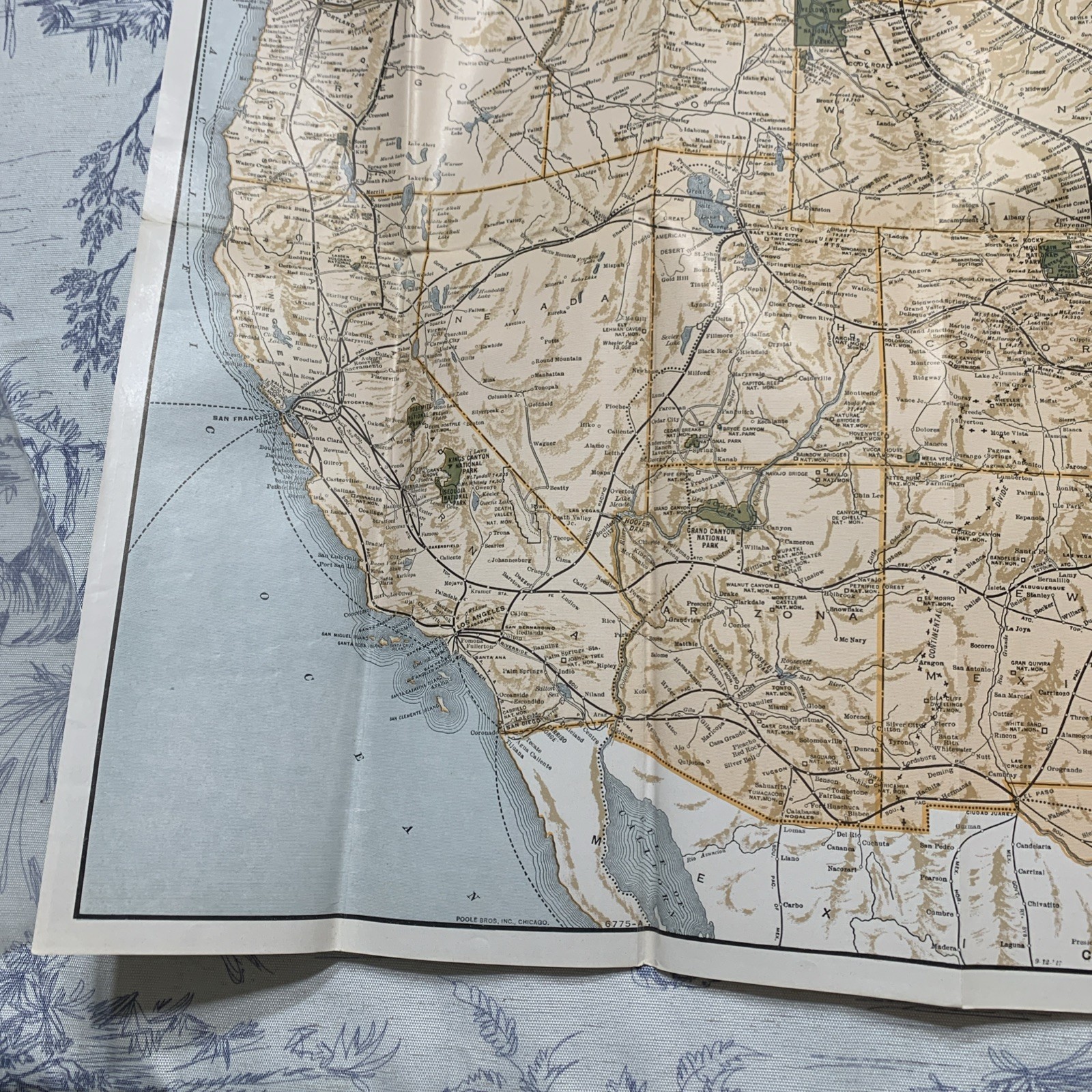 1938 United States Railroad Map Guide Burlington Route Vintage 36×19” USA Large