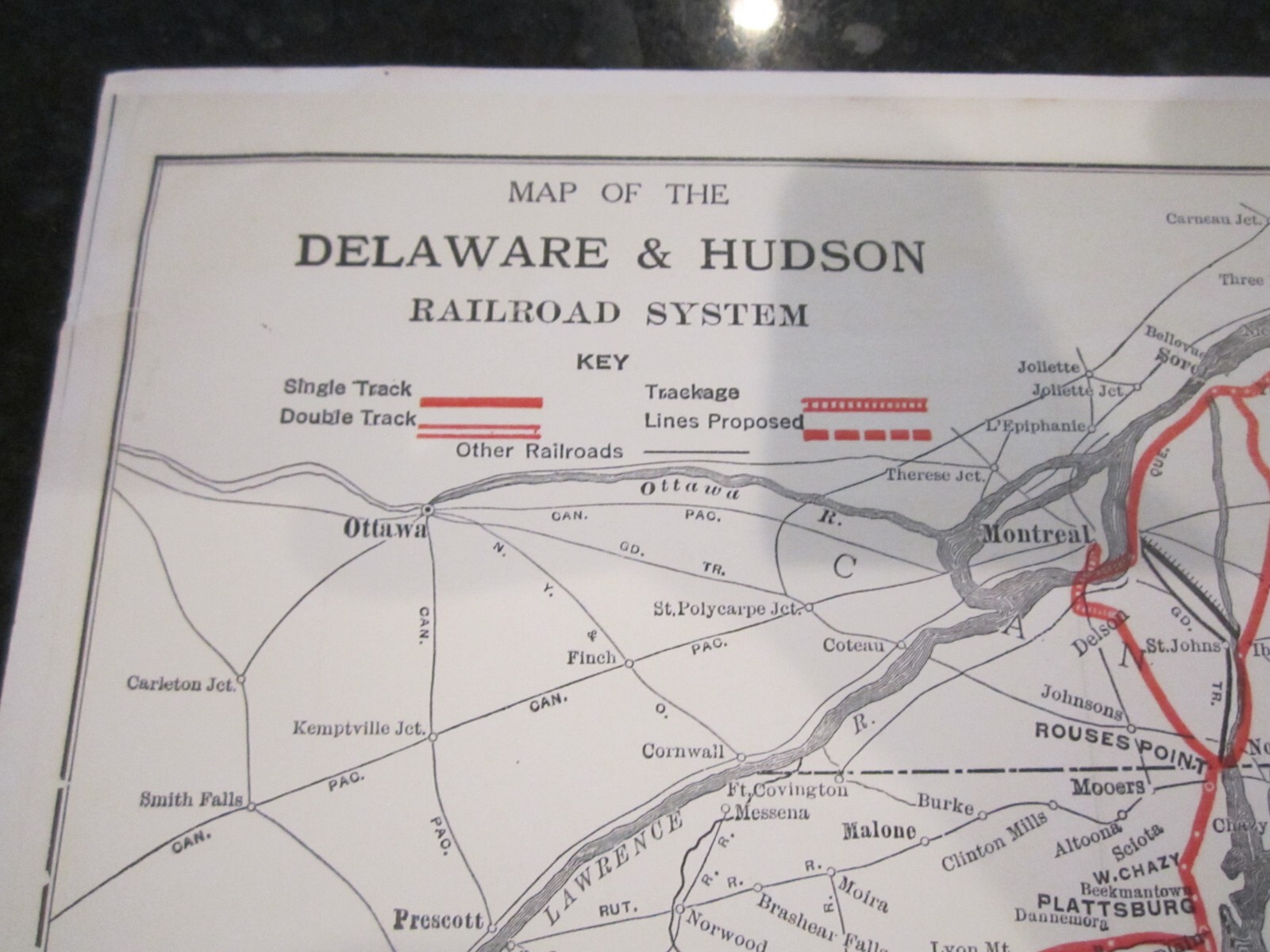 1928 MAP OF DELAWARE & HUDSON RAILROAD SYSTEM – 17″ X 11″ – HEAVY STOCK PAPER
