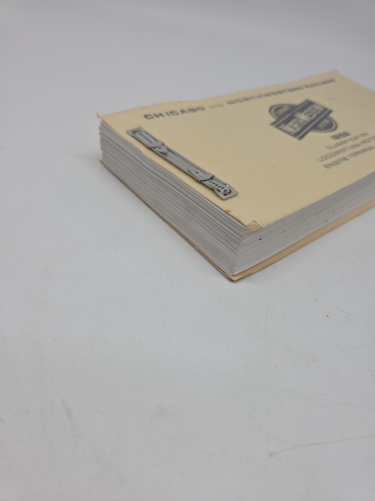 CHICAGO NORTH WESTERN RAILROAD LOCOMOTIVE BOOKLET PRINT DATA BLUEPRINT 1952