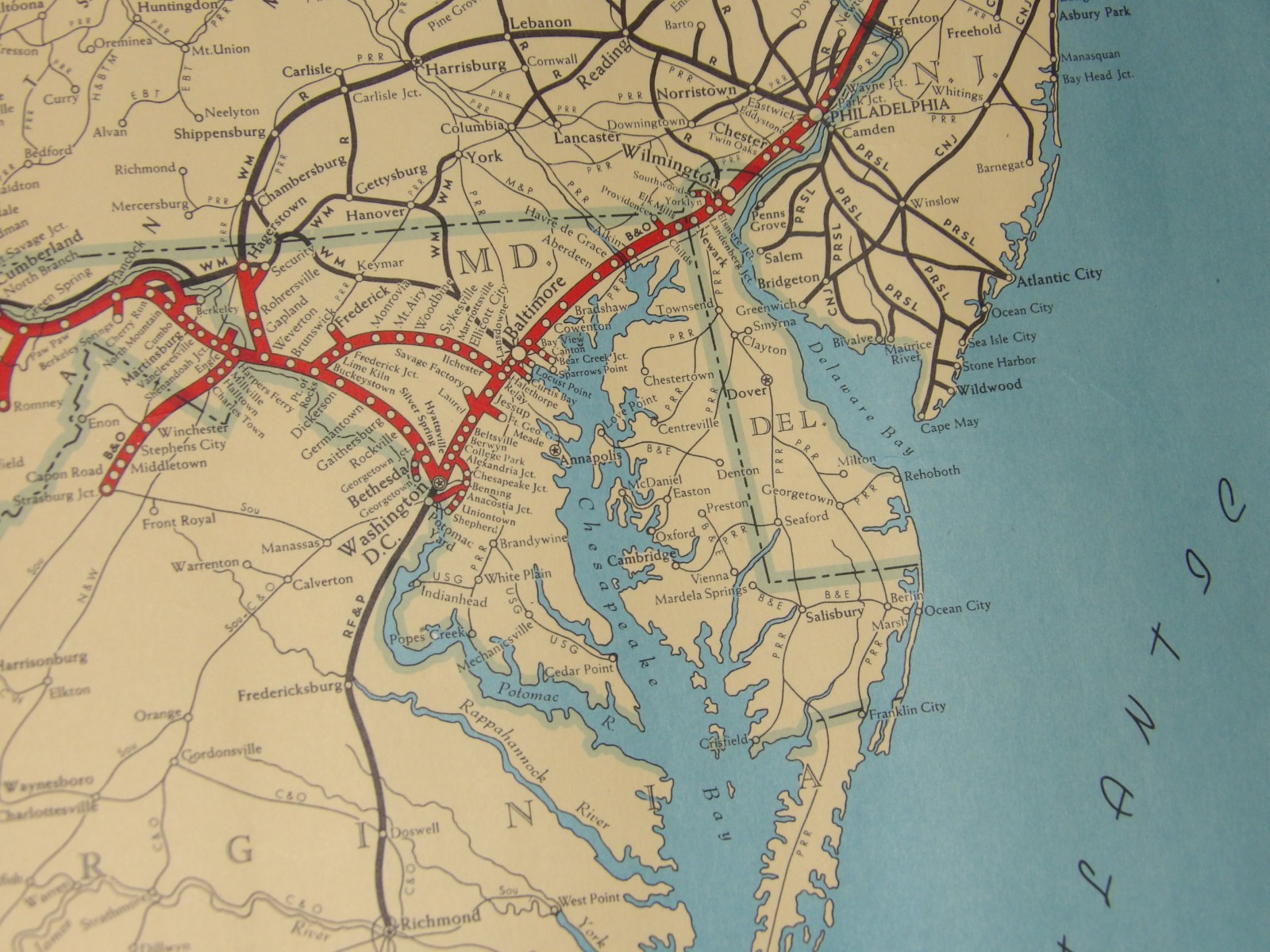 1950s B&O/BALTIMORE & OHIO RR GEOGRAPHICALLY CORRECT MAP/POSTER NORTHEASTERN USA