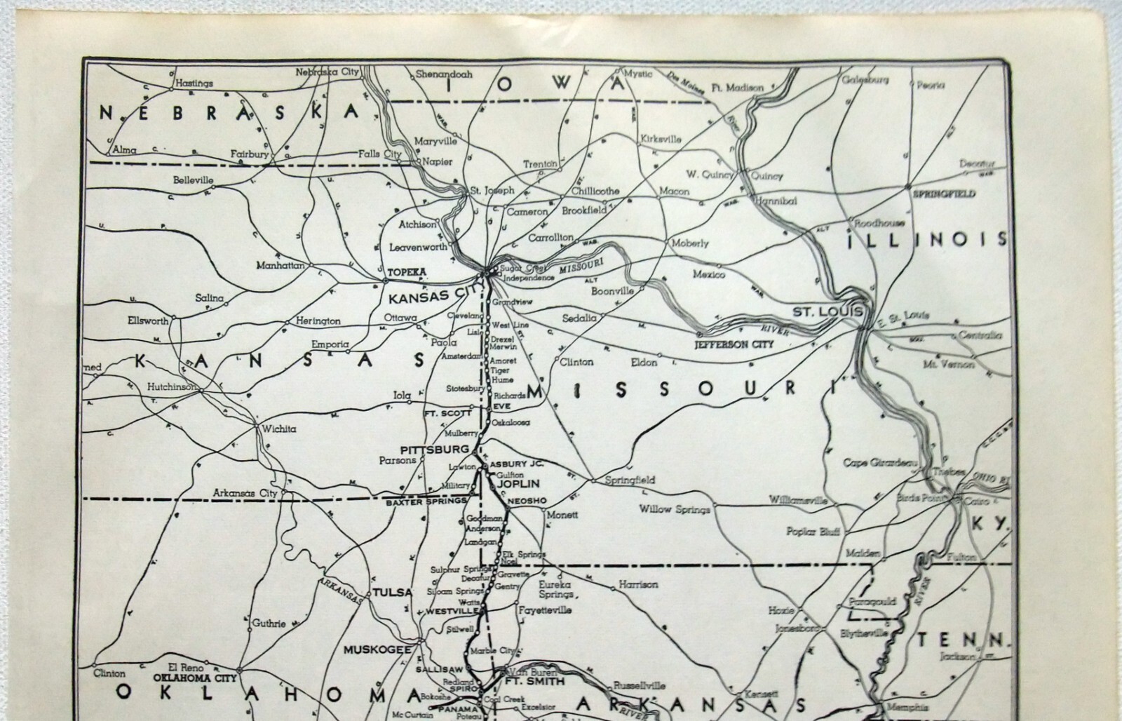 Louisiana & Arkansas Lines – Original 1941 Railroad System Map. Vintage L&A