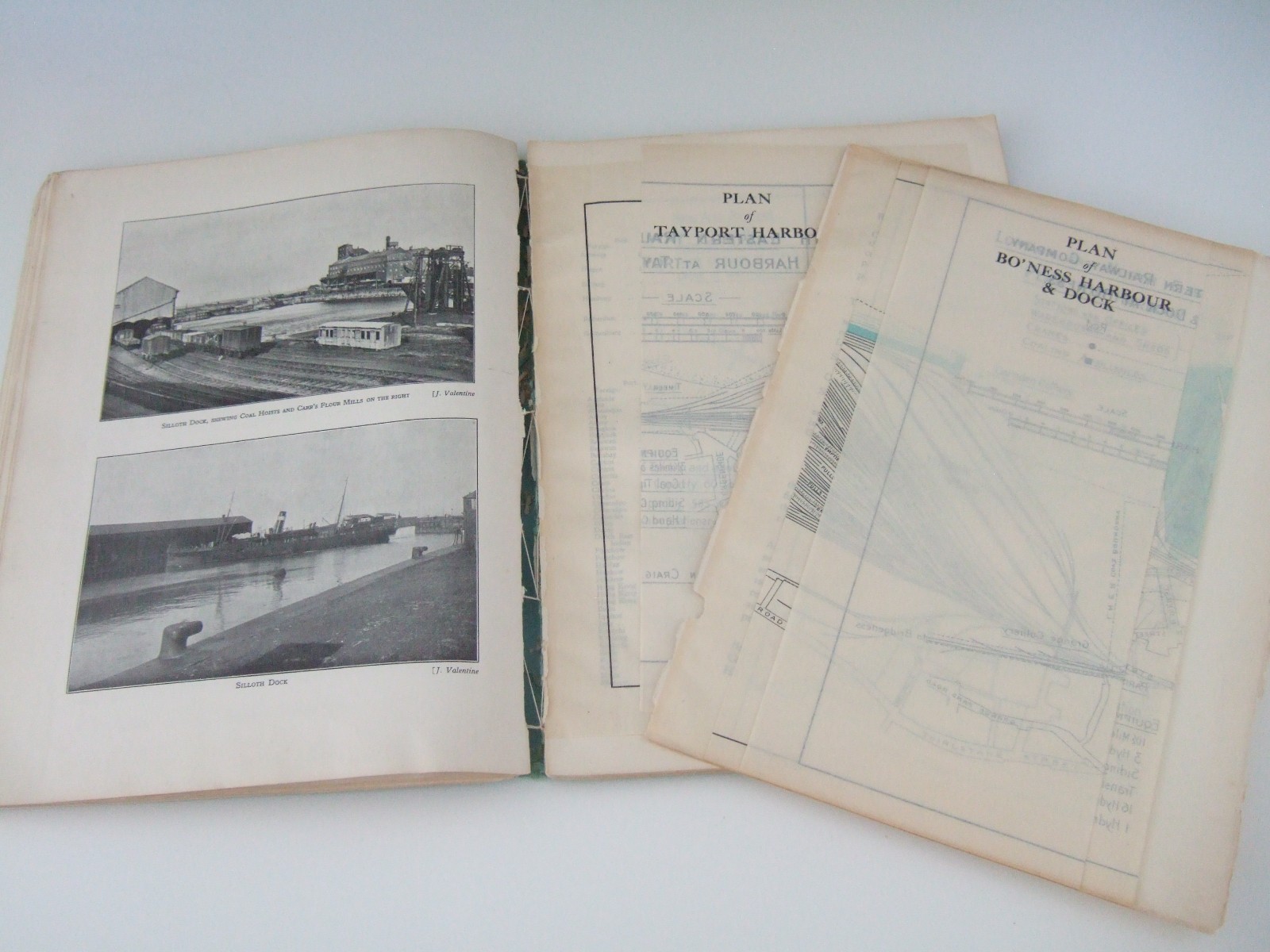 1932 Ports of the LNER Book. 9 Fold-Out Plans. Dock Information. Incomplete