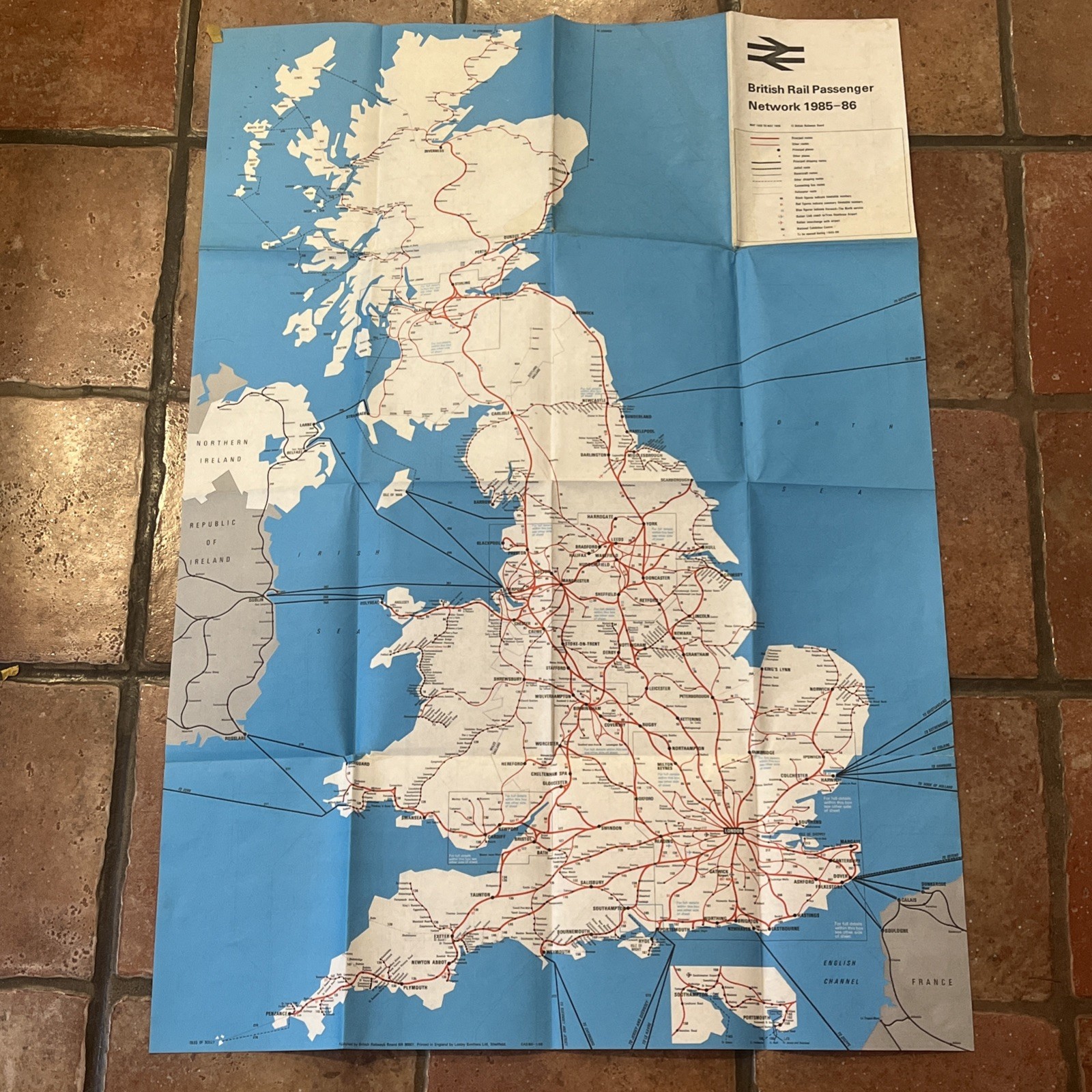 British Rail Passenger Map 1985-86 London, Midlands, Wales, Scotland Leeds Maps
