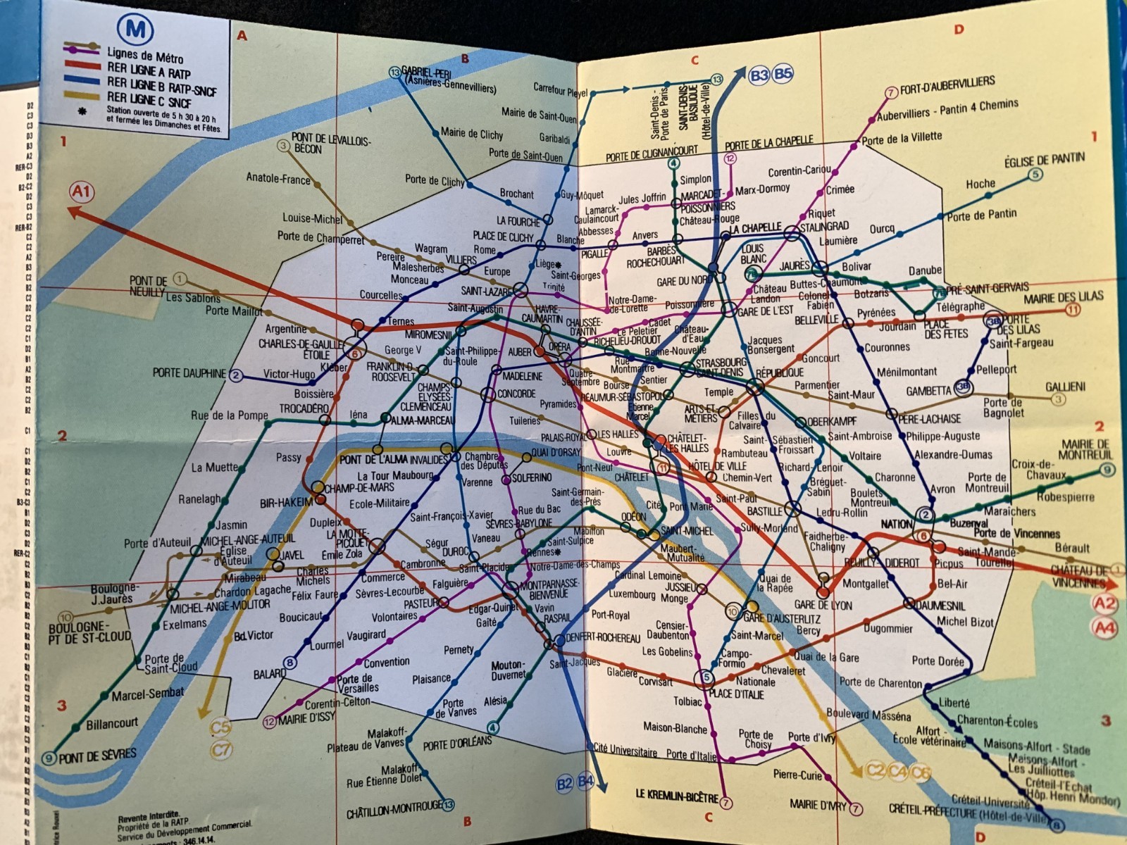Paris/London Transit Ephemera (’83 Paris Bus Map, ’09 Tube Map, 2 Oyster Cards)
