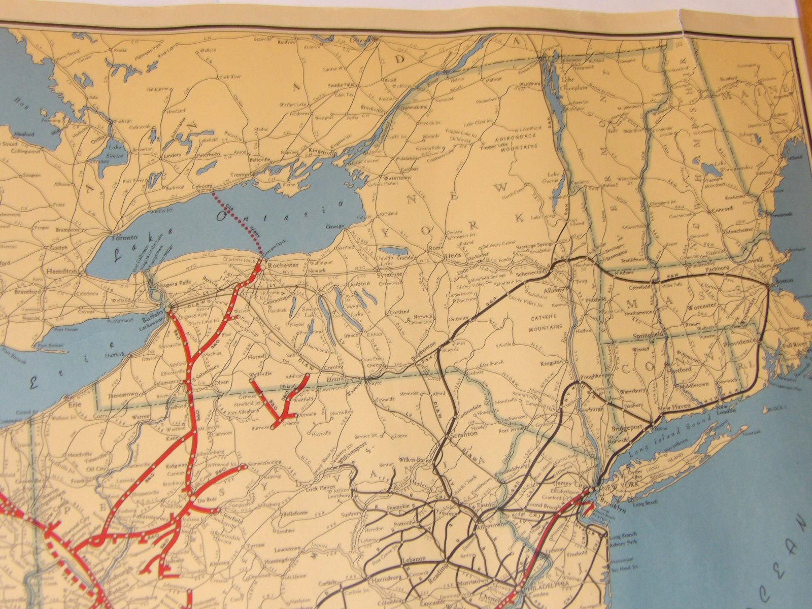 1950s B&O/BALTIMORE & OHIO RR GEOGRAPHICALLY CORRECT MAP/POSTER NORTHEASTERN USA