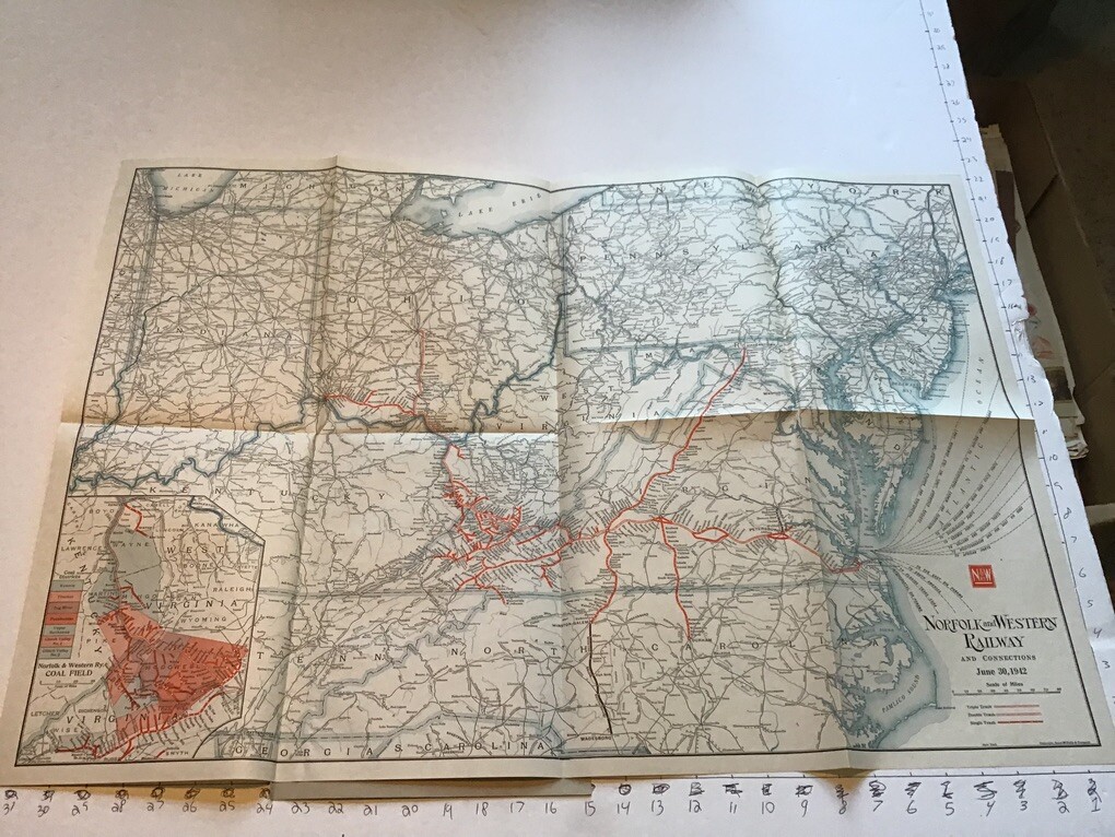 vintage railroad map: 22×32″ NORFOLK & WESTERN Railway 1942
