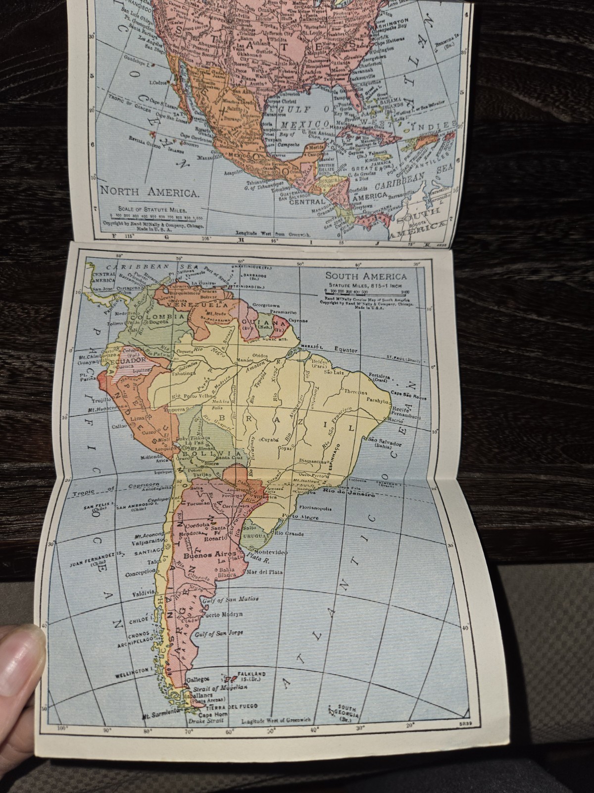 Vintage 1940’s Union Pacific Railroad Pocket Atlas of the World