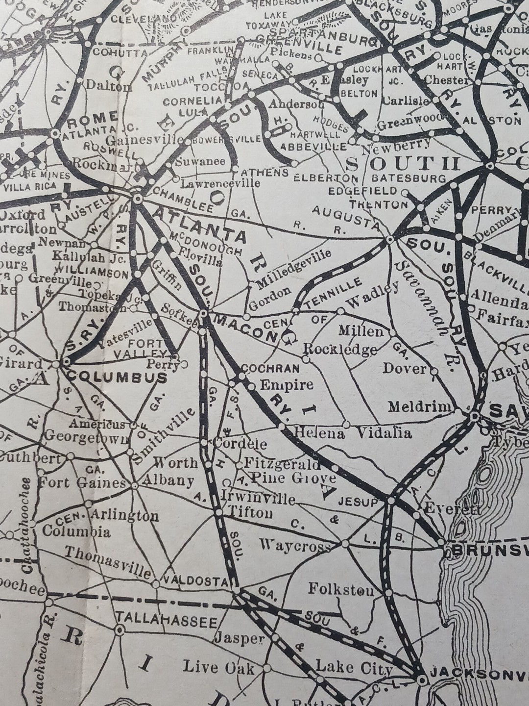 ~1910 railroad Map SOUTHERN RAILWAY and Connections ALL Train routes 9×11″